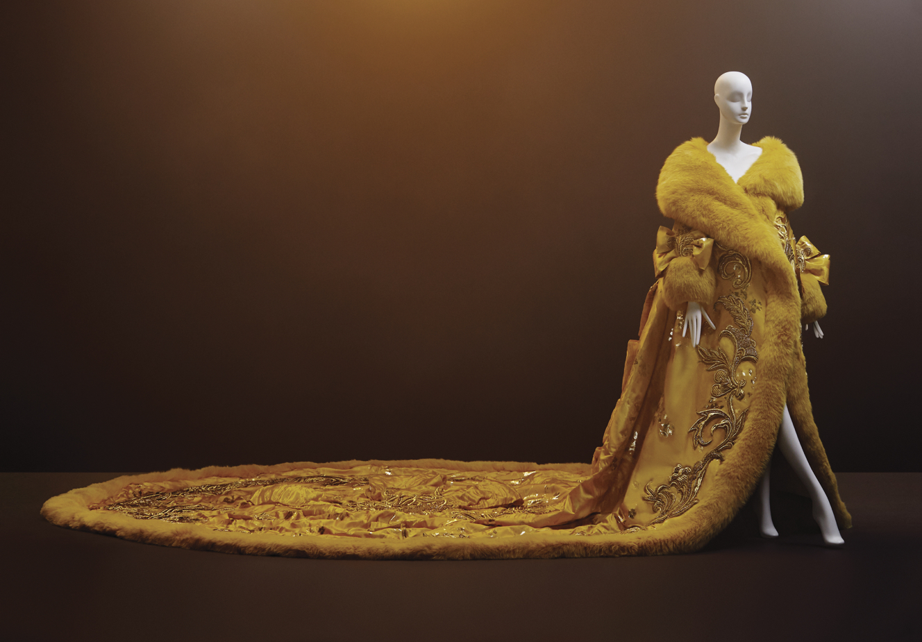 Catch the Guo Pei Exhibition at the Vancouver Art Gallery Before It