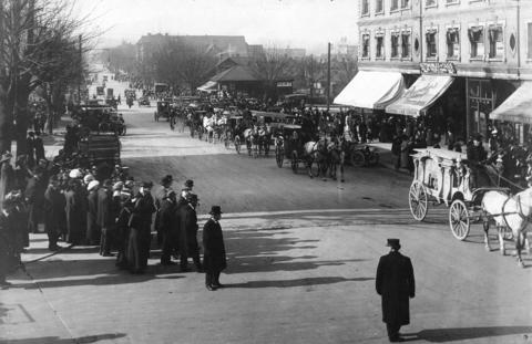 E Pauline Johnson's funeral procession, March 10 1913 - Photo Credit - Vancouver Archives