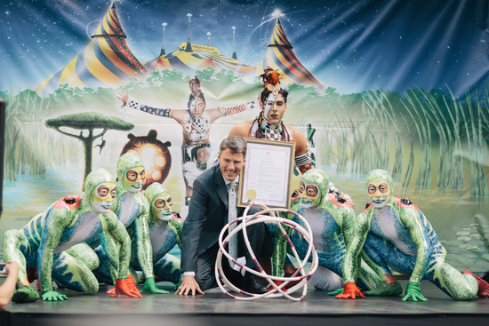 Celebrating 30 years of Cirque! Mayor Gregor Robertson proclaims June 16 Cirque de Soleil day in Vancouver