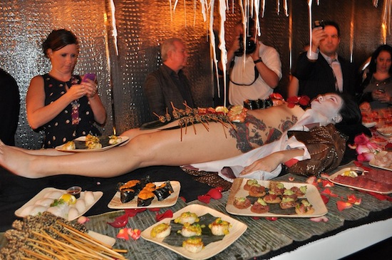 An example of nyotaimori (not taken in Vancouver). Photo credit: Angie | Flickr