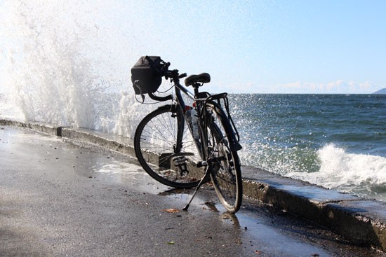 Cycling-Stanley-Park-Seawall-Vancouver