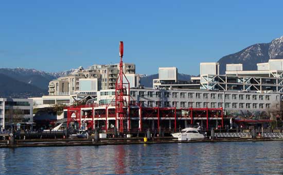 Discover-Outdoors-Lonsdale-Quay