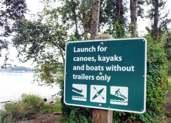 Discover Outdoors Kayak Deas 1