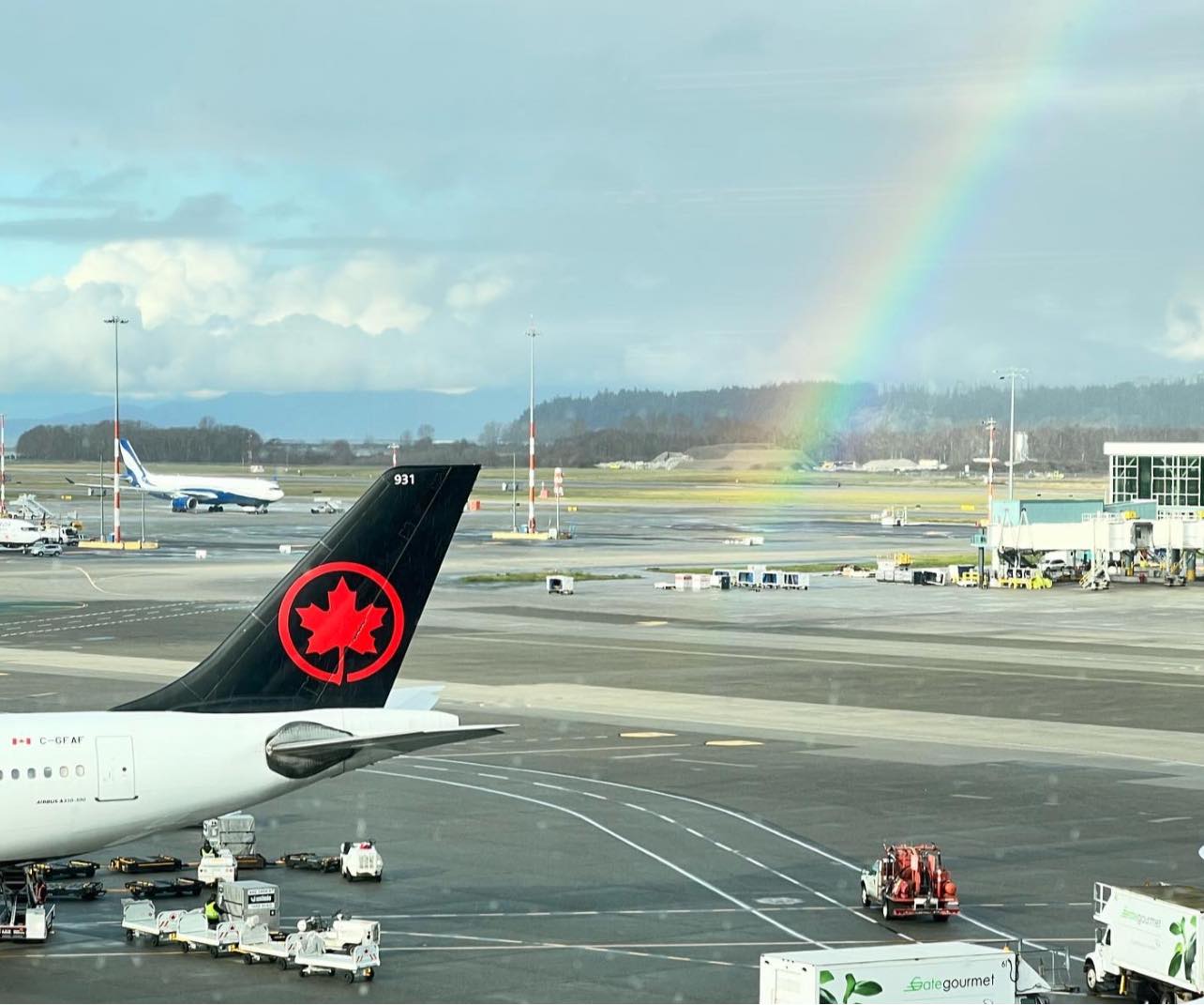 YVR Airport Committed To Net Zero Carbon By 2030 Inside Vancouver   YVR Airport9 