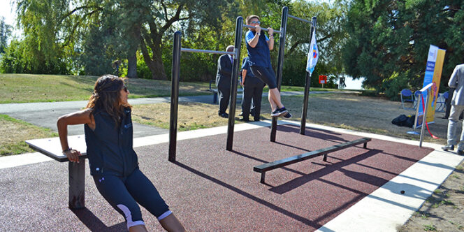 Get Fit with Outdoor Fitness Equipment in Surrey Parks